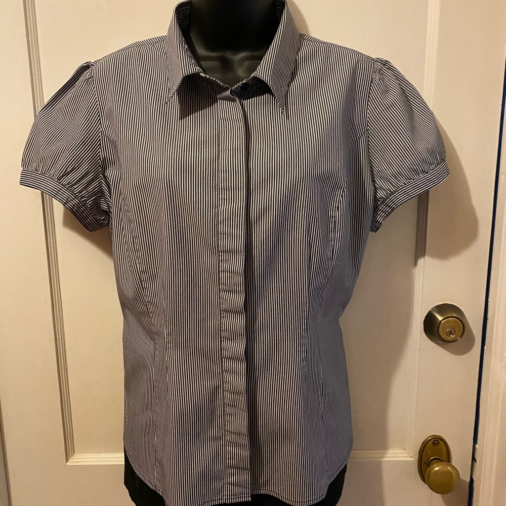 Worthington blouse, gray & white pinstripes, Large